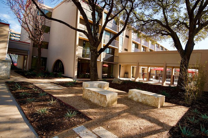 Hotel Exterior 45 of 45