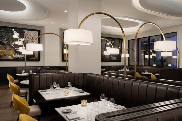 Dining 52 of 70