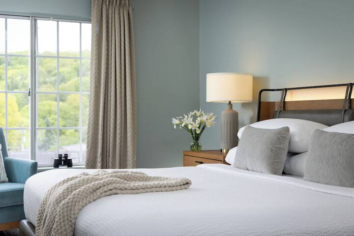 Meadowbrook Inn
