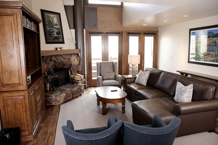 Stein Eriksen Lodge