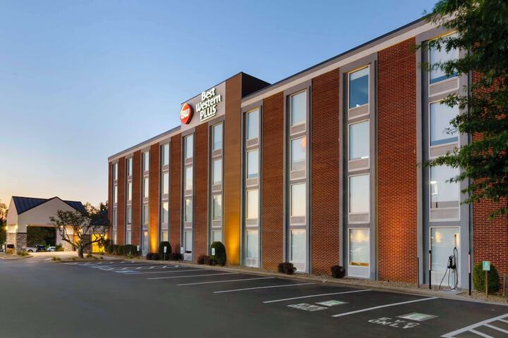 Best Western Plus Beckley Inn