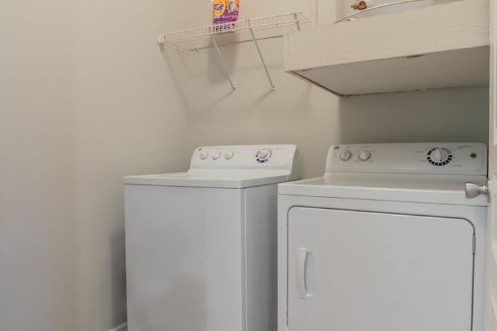 Laundry 119 of 127