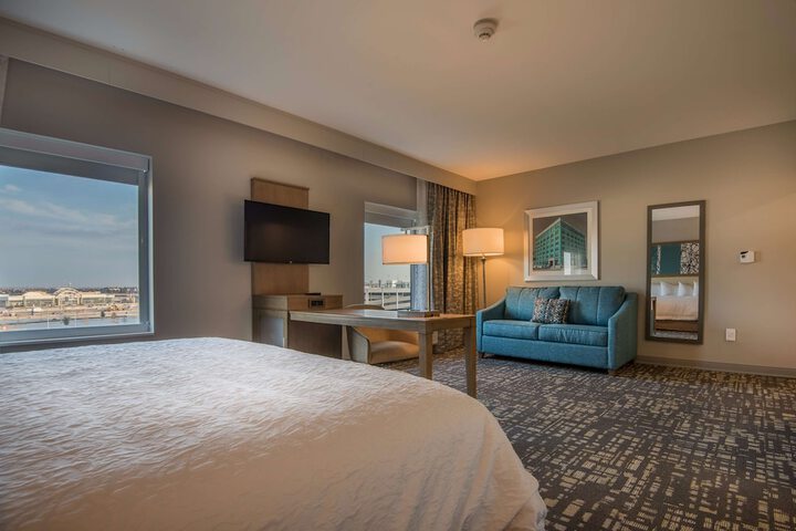 Hampton Inn & Suites Dallas-The Colony TX