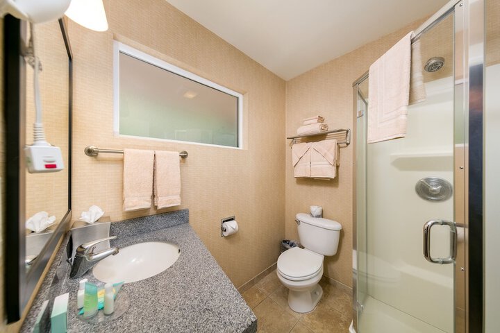 Room 7 of 30