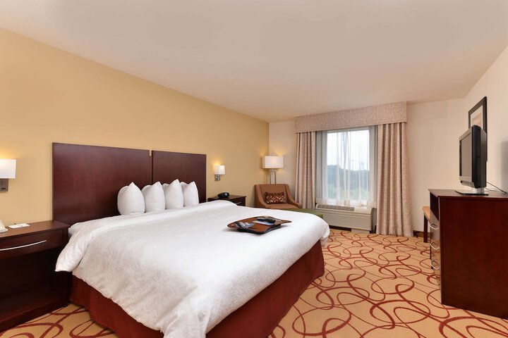 Room 14 of 34