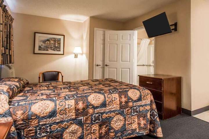 Room 14 of 20