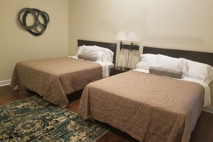 Room 15 of 16