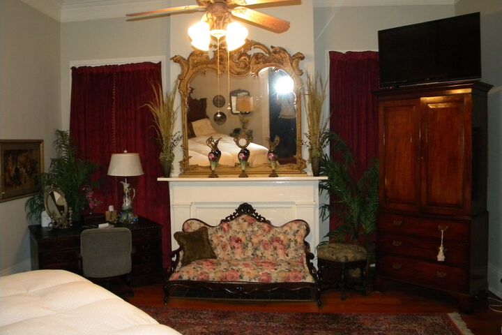 Room 10 of 41