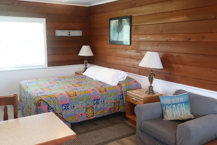 The Lowtide Motel