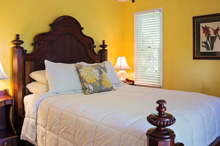 Beaufort Inn