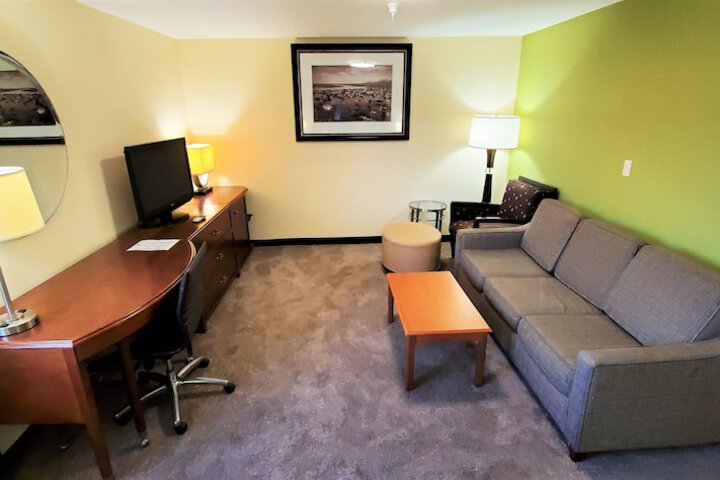 Room 37 of 42