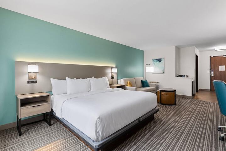 Comfort Inn & Suites Marion I-57