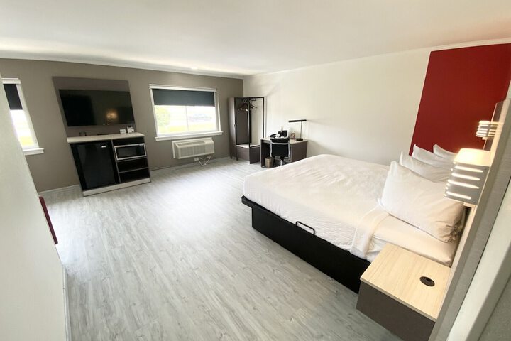 Room 30 of 41