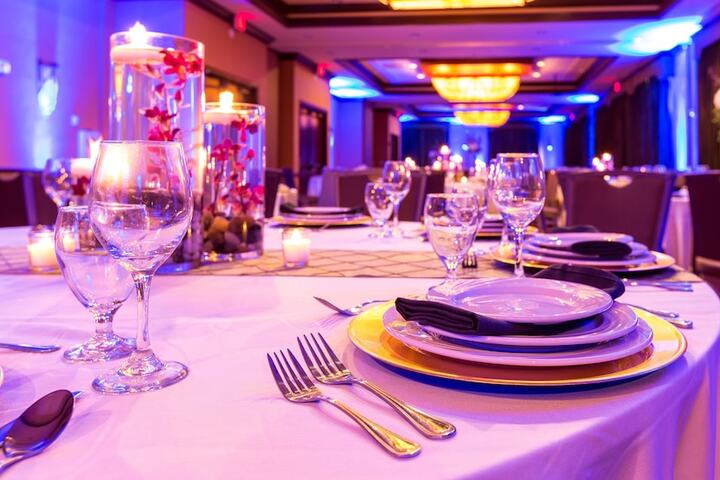 Ballroom/Hall 122 of 137