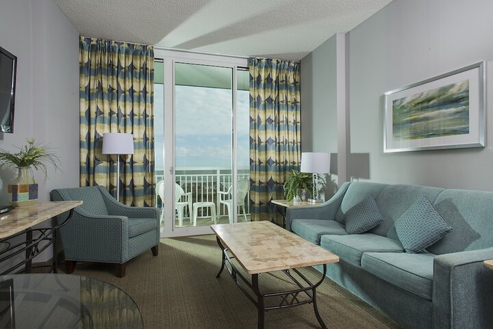 Room 105 of 141