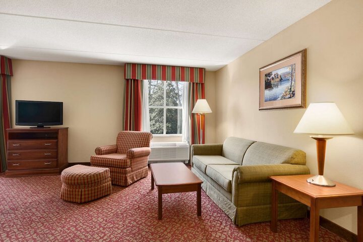 Room 11 of 52