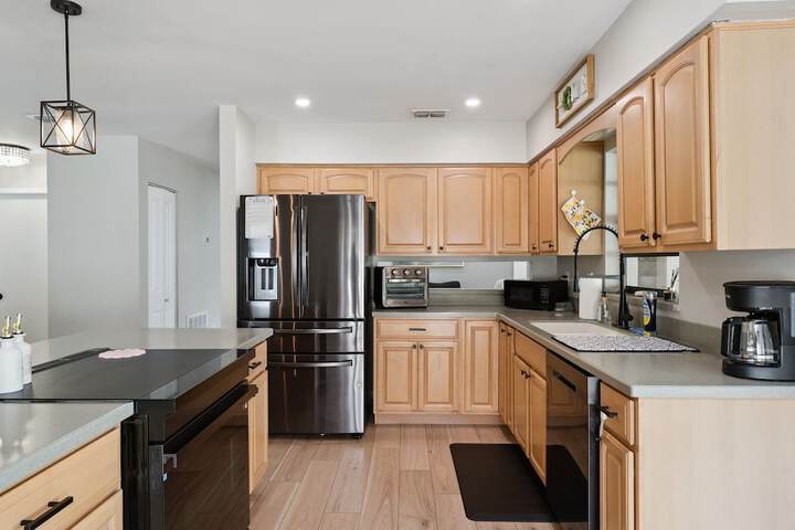 Luxury House - Sleeps 8 Golf Disney Family Fun