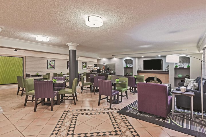Hotel Interior 6 of 27