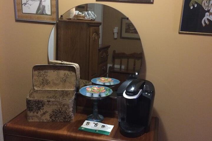 Room 37 of 51
