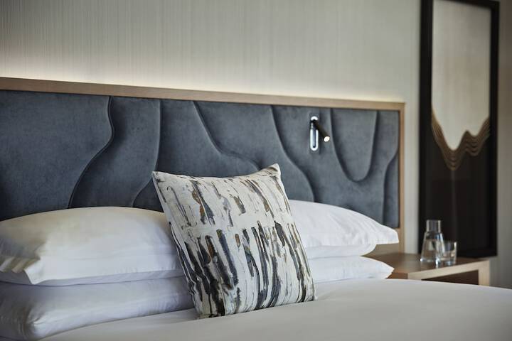 Room 47 of 108