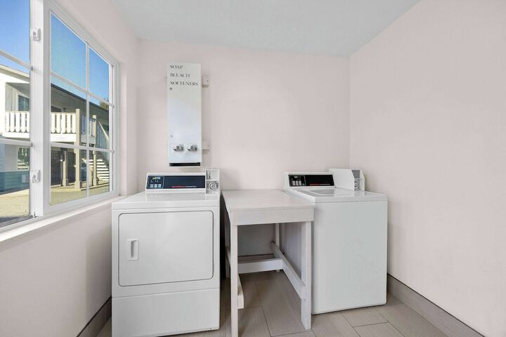 Super 8 by Wyndham Crescent City