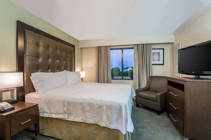 Room 21 of 39