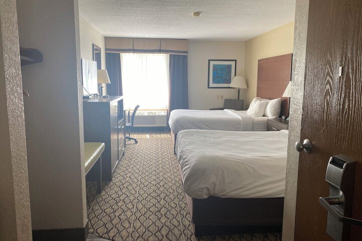Room 8 of 31