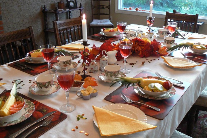 Dining 38 of 47