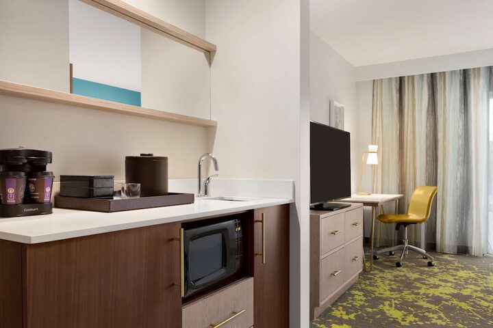 Room 12 of 50