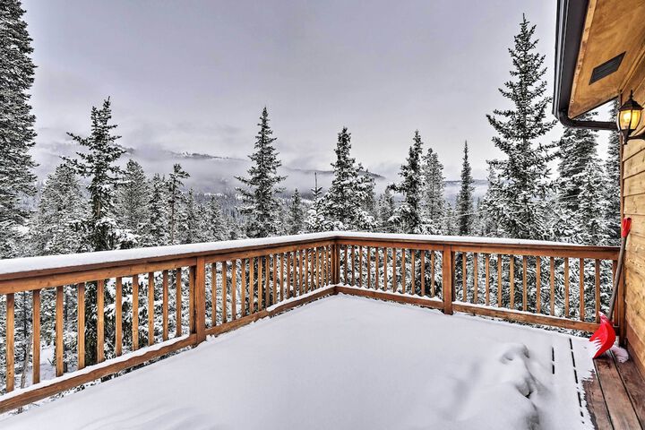 Secluded Alpine Home in Alma w / Mountain Views!