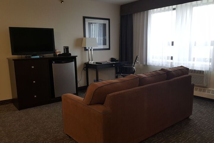 Room 56 of 106