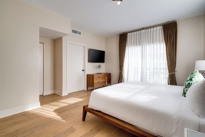 Room 67 of 125