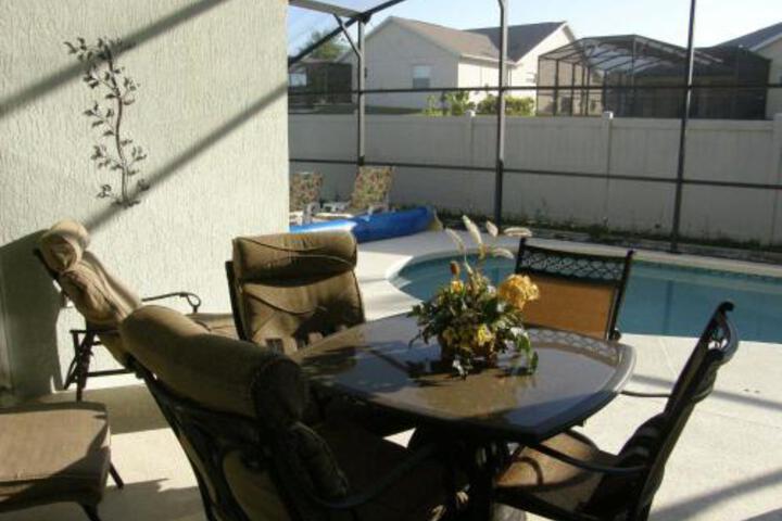 Lirasan Villa near Disney Area