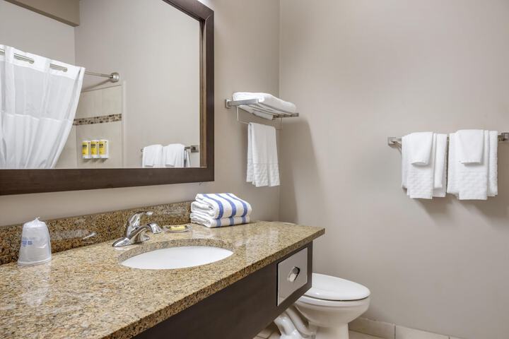 Best Western Plus Bridgewater Hotel & Convention Centre