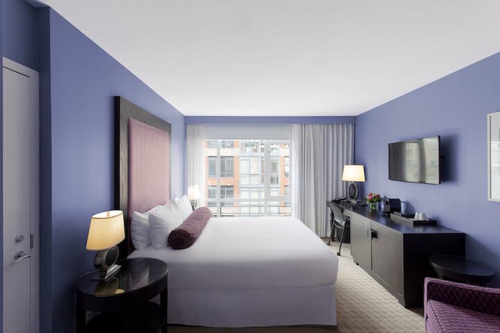 Room 43 of 68