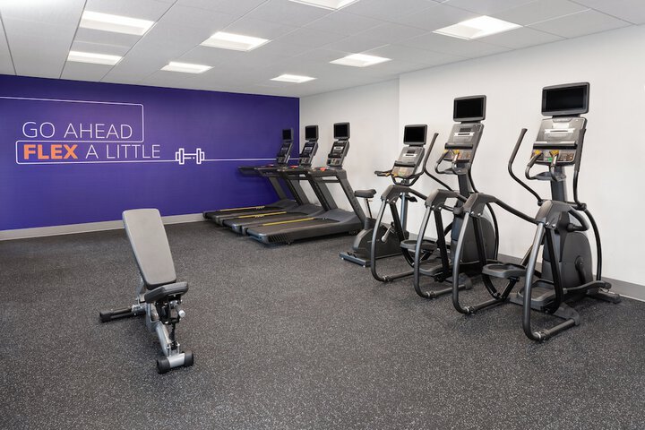 Holiday Inn Express & Suites Reedsburg - Dells Area by IHG