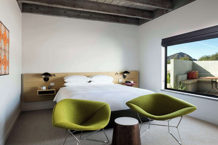 Room 80 of 173