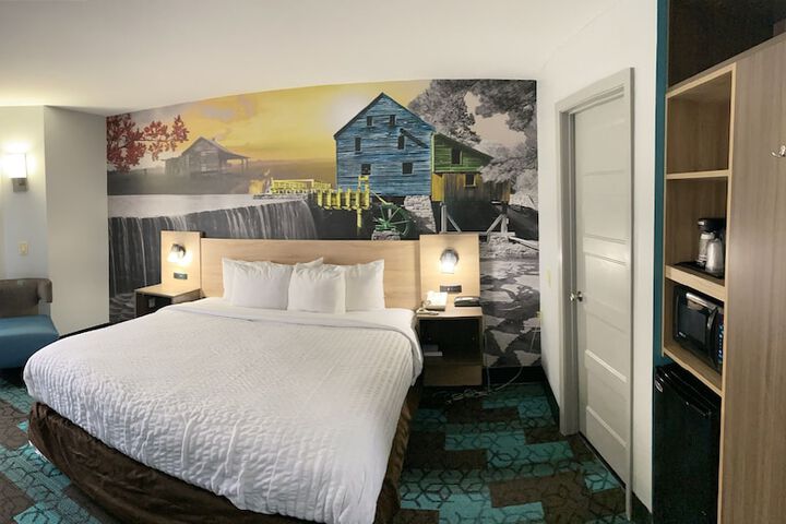 Room 19 of 43