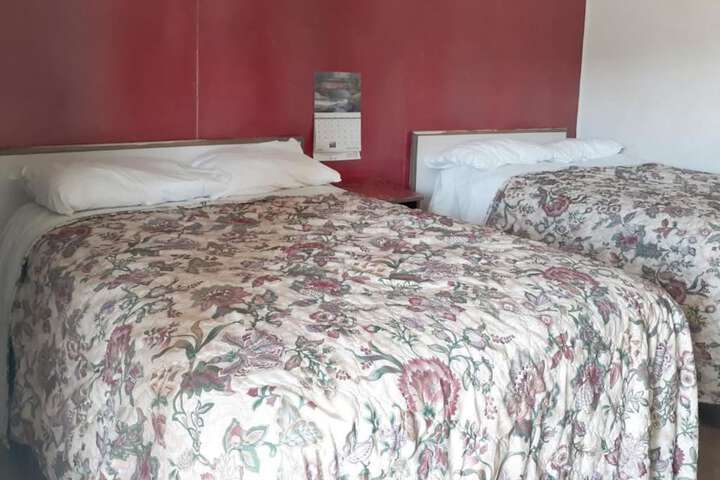 Room 22 of 28