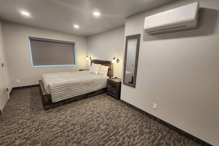Aquarius Inn