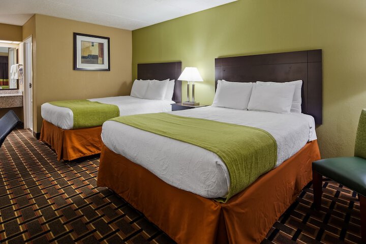 SureStay Hotel by Best Western Lenoir City