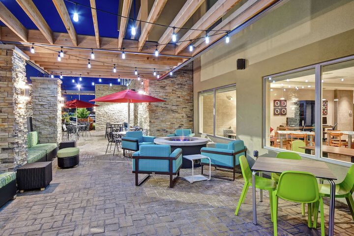 Terrace/Patio 44 of 45