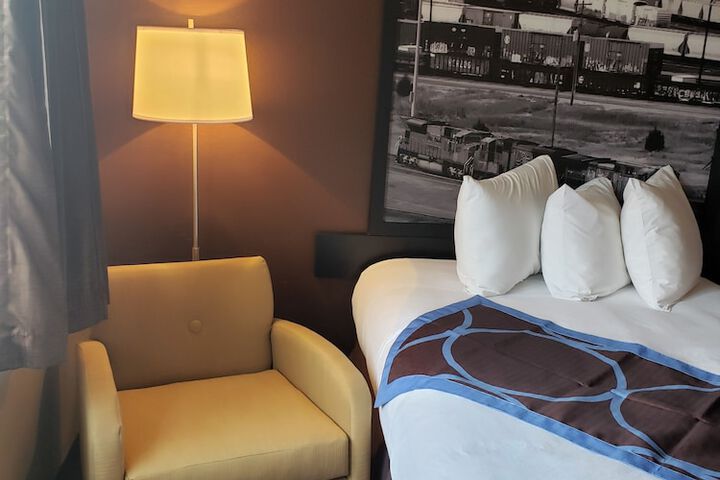 Room 31 of 51