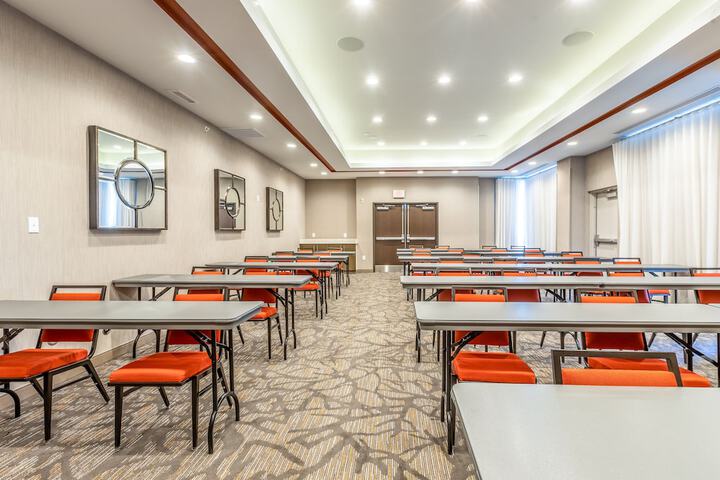 Hawthorn Extended Stay by Wyndham Loveland