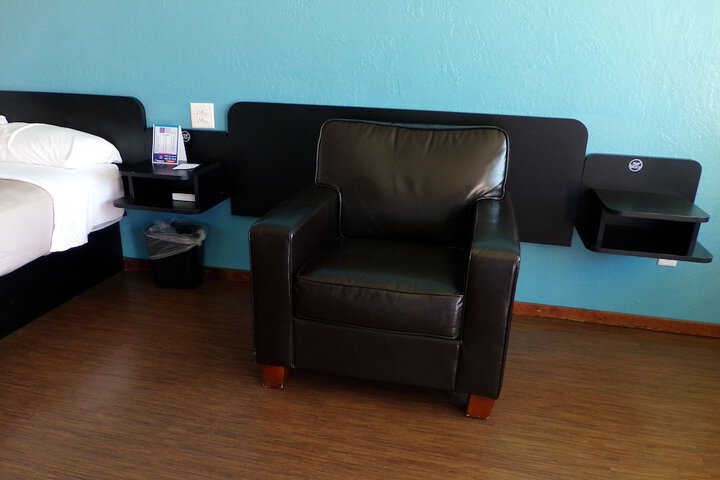 Room 34 of 44