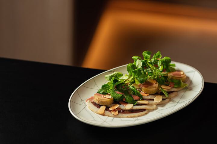 Dining 53 of 58