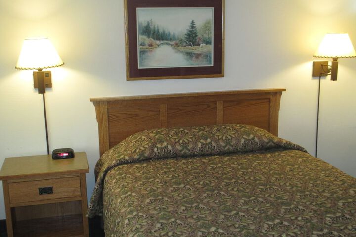 Room 18 of 22
