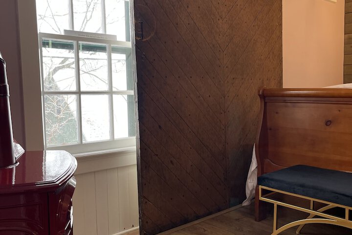 Room 35 of 39