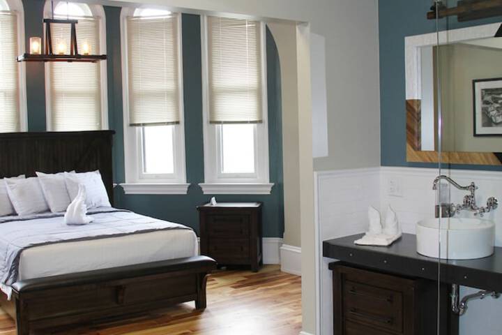 Room 218 of 223