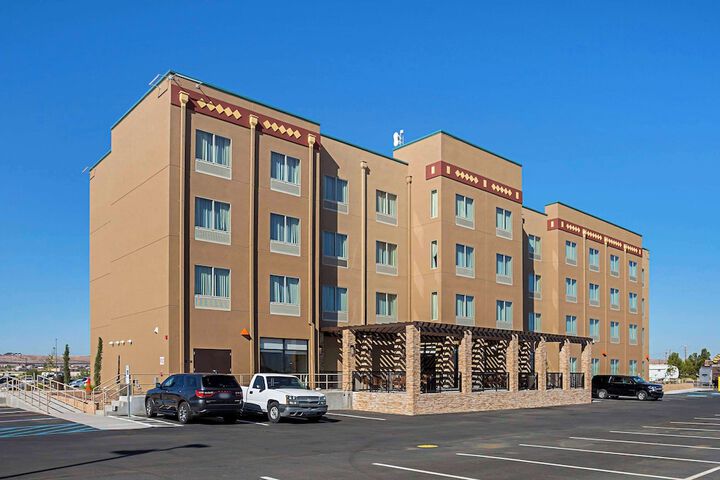 Hotel 2 of 59